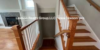 Upscale Three Bedroom in Colonial Green with Garage Upscale Three Bedroom in Colonial Green with Garage Gallery 46