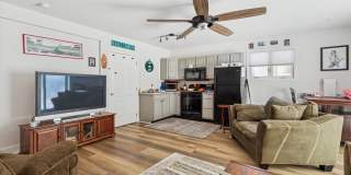 207 DELMAR Street Gallery 4