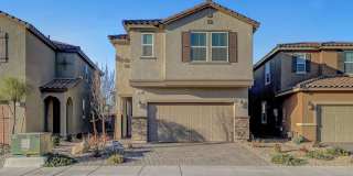 Beautiful 5 bedroom house in gated community in the Northwest valley Gallery 1