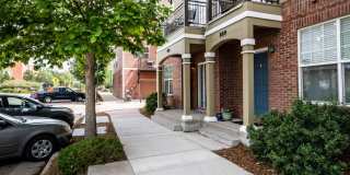 Downtown 3 Bedroom Townhome with 2 Car Garage Gallery 3