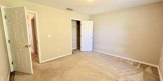 15677 MOSS HOLLOW Drive Gallery 35