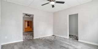 1705 Tustin Street Gallery 23