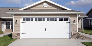 Redwood Waukee Douglas Parkway Gallery 1