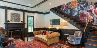 Fairfax Square Gallery 15