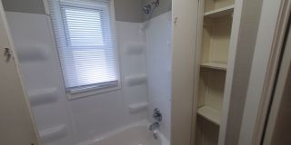 2 Bedroom Home with Detached Garage! 2 Bedroom Home with Detached Garage! Gallery 20