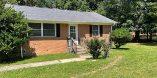 Room in 2 Bedroom Home at Indian Trail Gallery 1