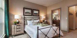 Fountain Circle Apartment Homes Gallery 13