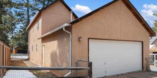 3 Bed 2 Bath Fully Furnished in Woodland Park 3 Bed 2 Bath Fully Furnished in Woodland Park Gallery 4