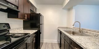 Camelot East Apartments Gallery 17