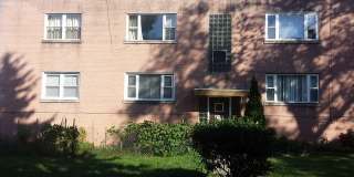 2435 W Balmoral Avenue Gallery 1