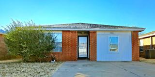 Cozy 3 bed 2 bath in Northridge Gallery 1