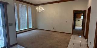 4 Bed, 2.5 Bath Brick home with 2 car garage Gallery 4