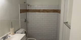 5853 Mckinley St Gallery 4