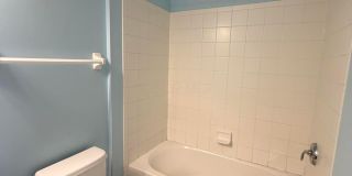 5205 Wabash River Street Gallery 34