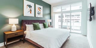 20 Midtown Gallery 14