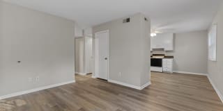 1823 White Oak Gallery 1