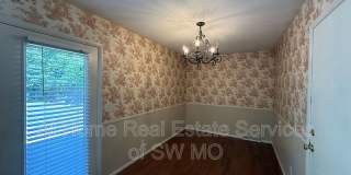2027 S Kentwood Gallery 4