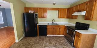 Charming 3BR/2BA Single-Family Home in North Charleston | 1,300 sq ft | Cozy Fireplace & Ceiling Fans Gallery 1