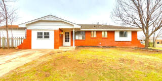 Super 4 Bed 1.5 Bath in the South Gate Addn in Moore, OK Gallery 1