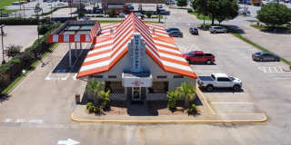 6849 S Broadway Avenue 6849 S Broadway Avenue Gallery 1