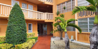 1591 NE Miami Gardens Dr Gallery 1