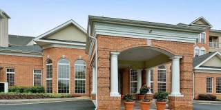 Resort-Style High View Townhome with 2-Car Garage, Private Office & Walkable Hunt Valley Location Gallery 43