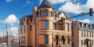 170 West Washington Gallery 22