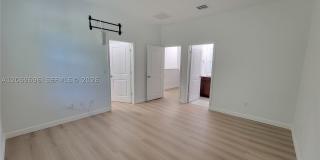 1107 NW 40th Ter Gallery 16