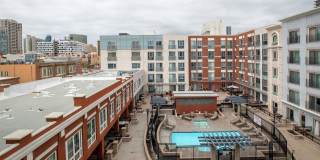 Stylish & Spacious Courtyard-Facing Condo in the Heart of Gaslamp Gallery 30