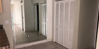 10744 N Kendall Dr Gallery 7