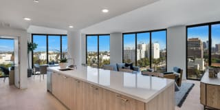 Kurve on Wilshire Gallery 1