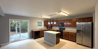 Must See 4 bedroom house! Gallery 5