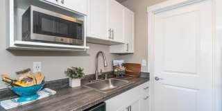 Midtown 15 Gallery 29