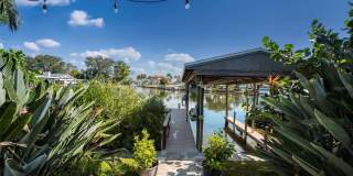 110 CARLYLE CIRCLE Gallery 71