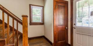 311 N Jefferson - 5Bed/2Bath - Located On-Campus! Gallery 15