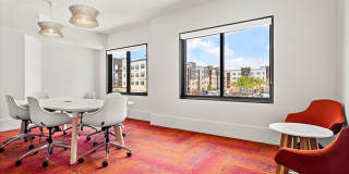 Hue on Greenhouse Gallery 25