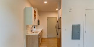 104 Howe Gallery 66