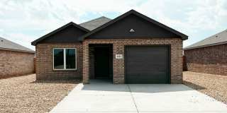 Modern 3-Bedroom, 2-Bathroom Home in North Lubbock Gallery 1