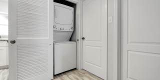 18 N Newark Ave Gallery 11