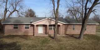 4 BedroomHome Available! Gallery 1