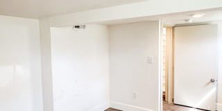 348 8th Street Gallery 19