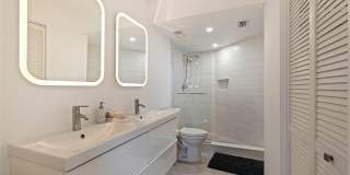 6145 SUN BOULEVARD Gallery 24