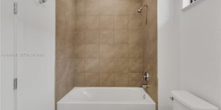 8037 NW 42nd St Gallery 33