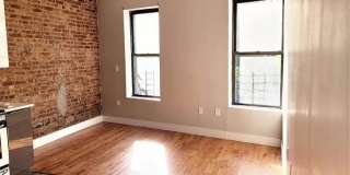 4230 Broadway Gallery 4