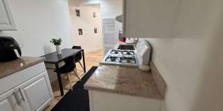 Affordable Private Guy Room in Avenues/University Area - Main Floor Affordable Private Guy Room in Avenues/University Area - Main Floor Gallery 15