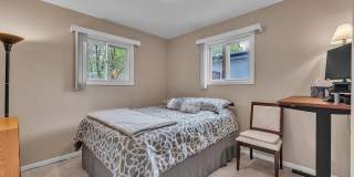 1114 North Maple Road Gallery 1