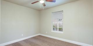 3 bedroom 2 bath less than a mile from Fort Sam AFB! Gallery 13
