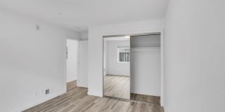 Redwood City: Newly Remodeled 2 Bed 2 Ba w/ In-Unit Washer/Dryer & Private Garage w/ EV Charger Gallery 27