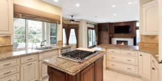 Luxury Living in this Stunning Pool Home! Gallery 5