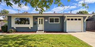 3 Bedroom with Fenced Yard in Laguna Lake Gallery 1